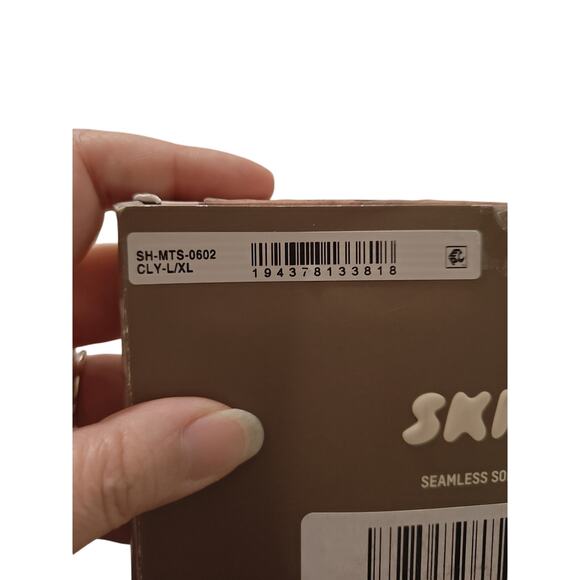 SKIMS Women's Seamless Sculpt Mid Thigh Short Size L/XL in Clay - Picture 8 of 8